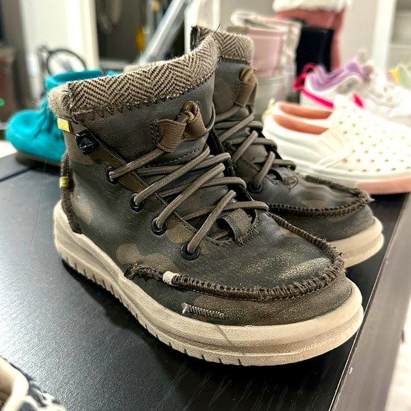 Hey Dude Shoes Hey Dude Size 7 Toddler Boy Shoe Poshmark